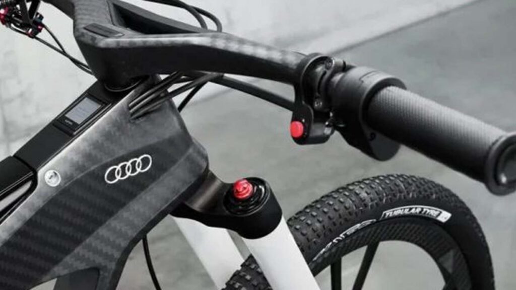 Price of audi cycle sale